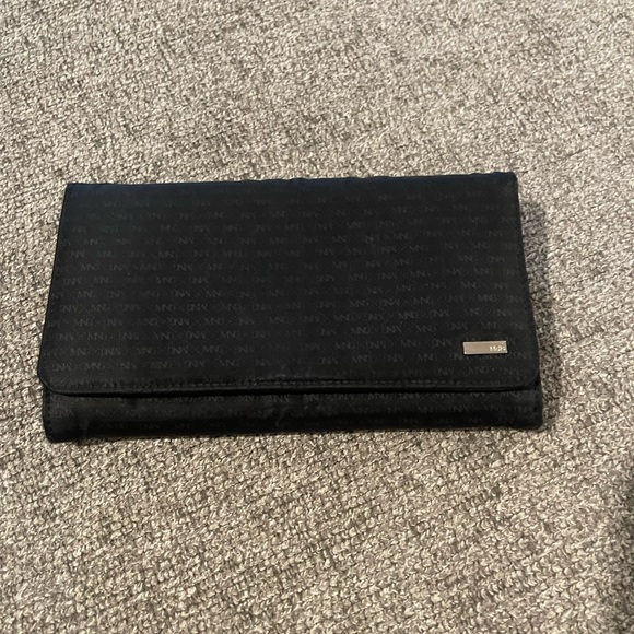 Black wallet - Picture 1 of 7